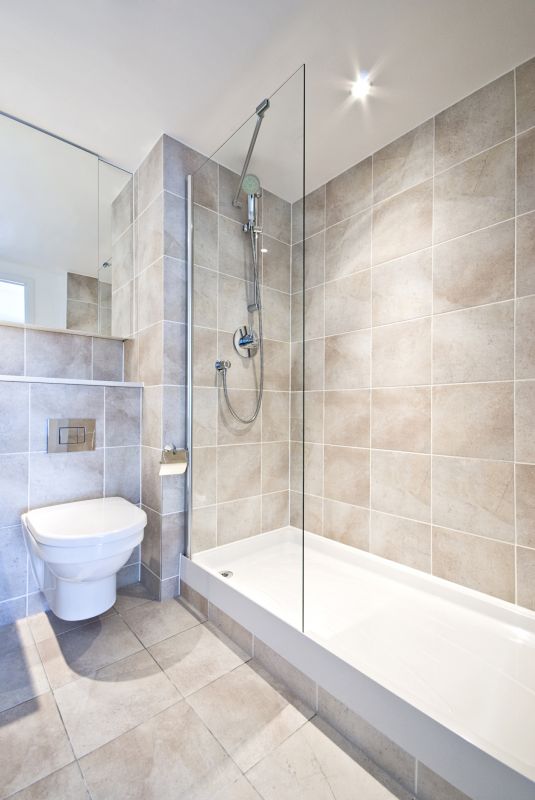 Stylish Shower Walls